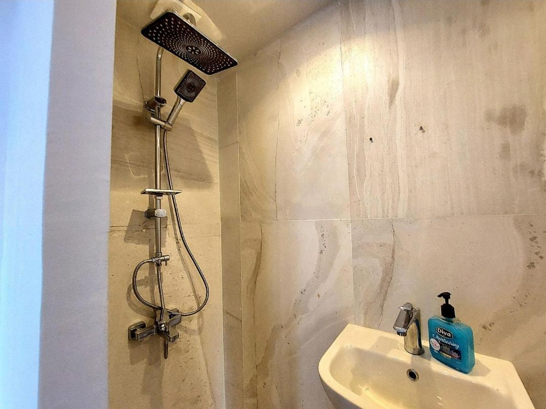 אלכסנדריה Arab Hostel, Welcoming All Solo And Groups Travellers But, Unmarried Couples Not Allowed מראה חיצוני תמונה