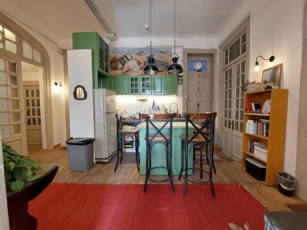 אלכסנדריה Arab Hostel, Welcoming All Solo And Groups Travellers But, Unmarried Couples Not Allowed מראה חיצוני תמונה