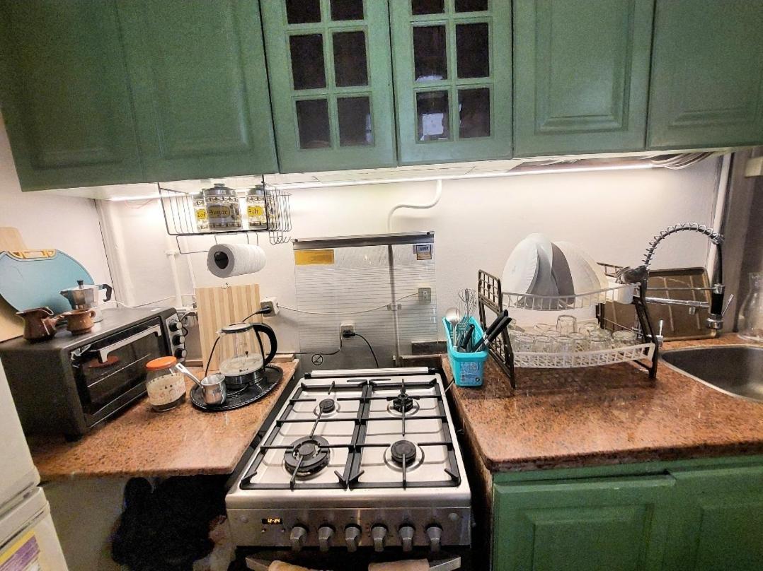 אלכסנדריה Arab Hostel, Welcoming All Solo And Groups Travellers But, Unmarried Couples Not Allowed מראה חיצוני תמונה