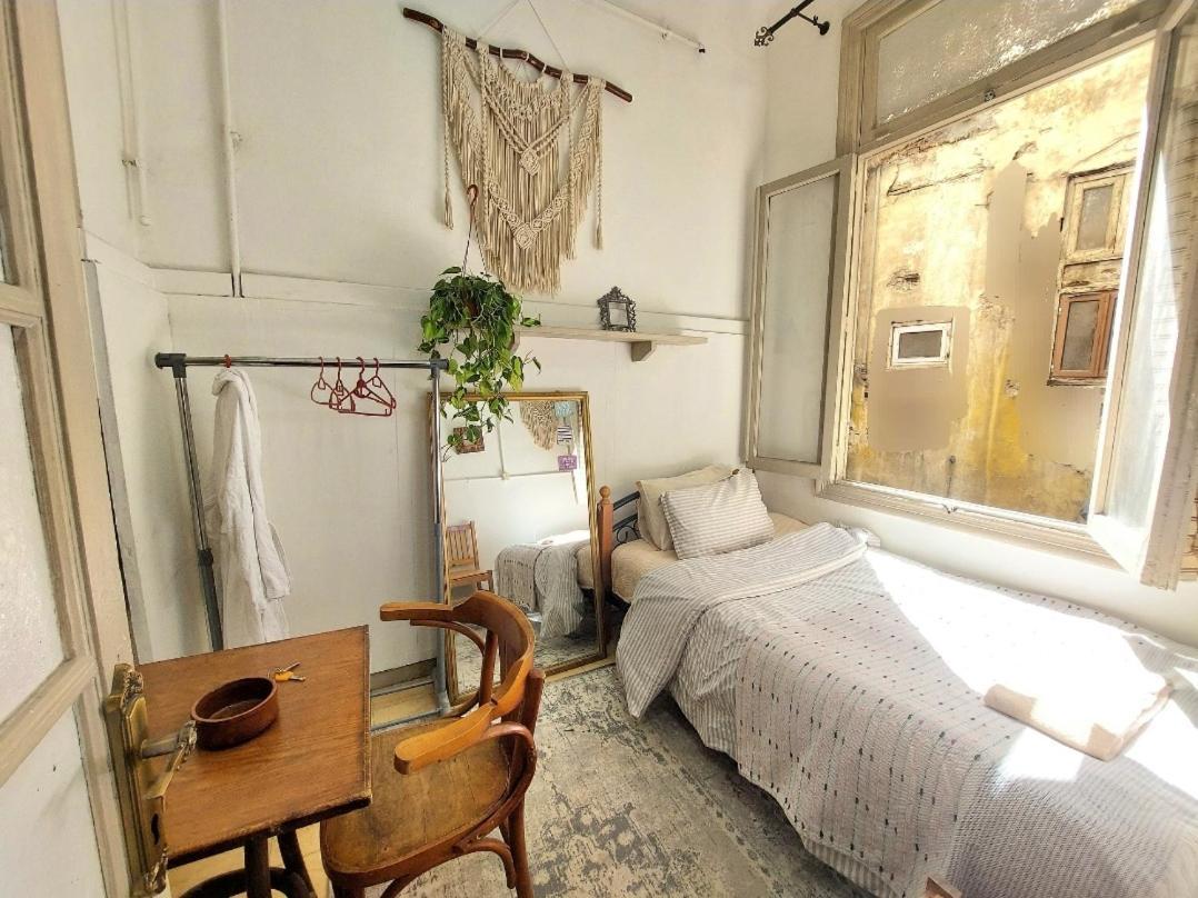 אלכסנדריה Arab Hostel, Welcoming All Solo And Groups Travellers But, Unmarried Couples Not Allowed מראה חיצוני תמונה