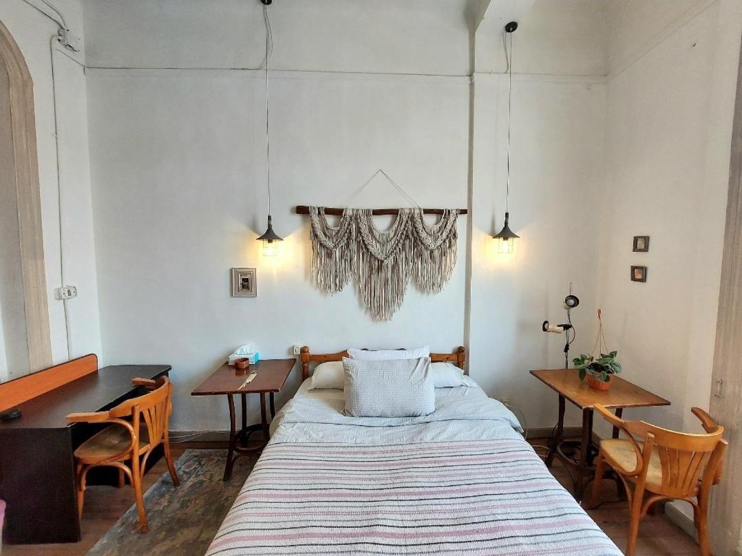 אלכסנדריה Arab Hostel, Welcoming All Solo And Groups Travellers But, Unmarried Couples Not Allowed מראה חיצוני תמונה