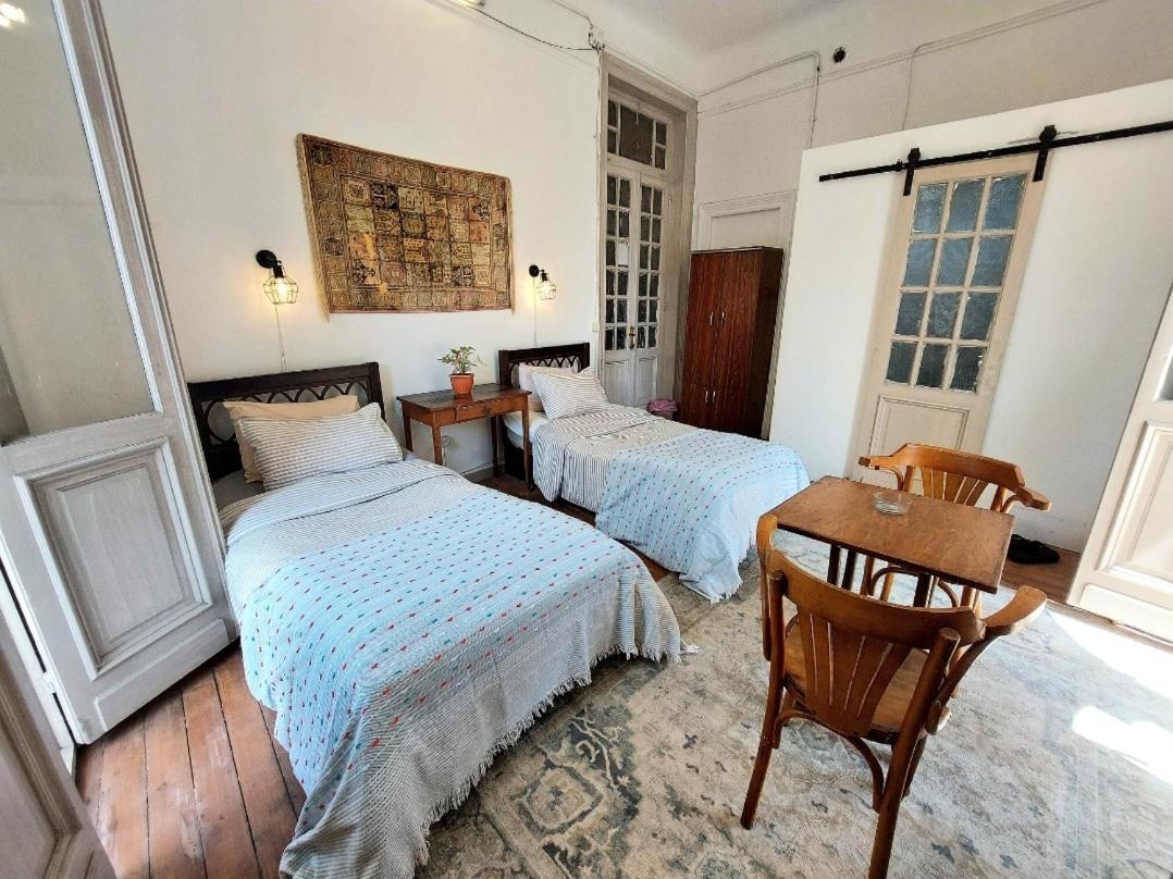 אלכסנדריה Arab Hostel, Welcoming All Solo And Groups Travellers But, Unmarried Couples Not Allowed מראה חיצוני תמונה